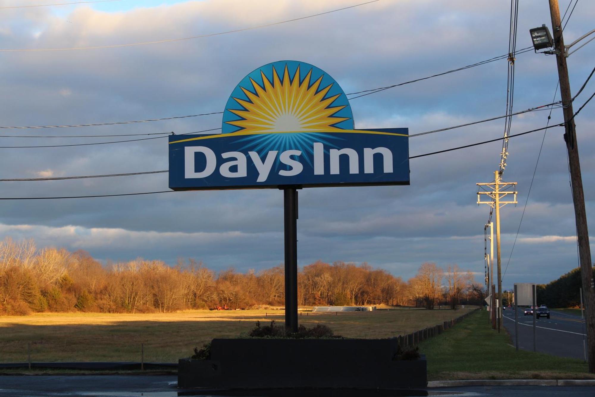 Days Inn By Wyndham Wrightstown Mcguire Afb Bordentown Buitenkant foto