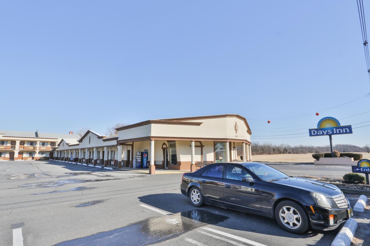 Days Inn By Wyndham Wrightstown Mcguire Afb Bordentown Buitenkant foto